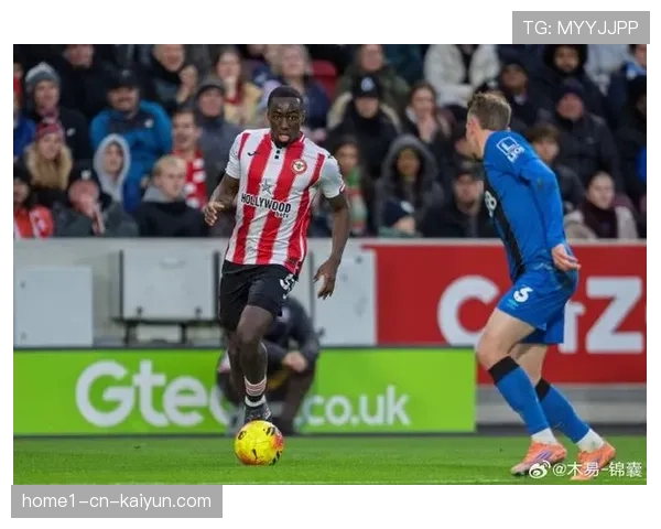 布伦特福德边锋卡约德执行94次手抛长传 战术执行关键 布伦特福德边锋卡约德执行94次手抛长传 战术执行关键